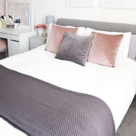 Habitacion Privada En Piso A 10 Minutos De Atocha Madrid Esterno foto