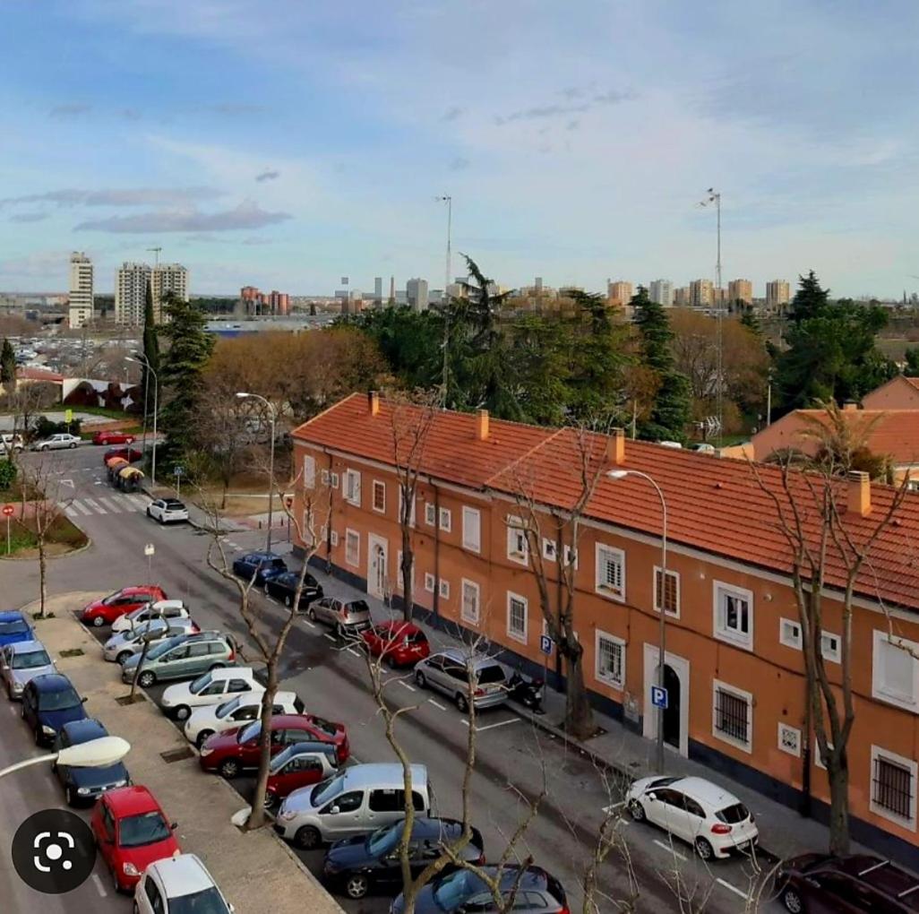 Habitacion Privada En Piso A 10 Minutos De Atocha Madrid Esterno foto